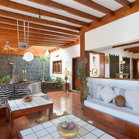 Boutique Boho Glam With Private Pool Villa Playa Blanca (Lanzarote)